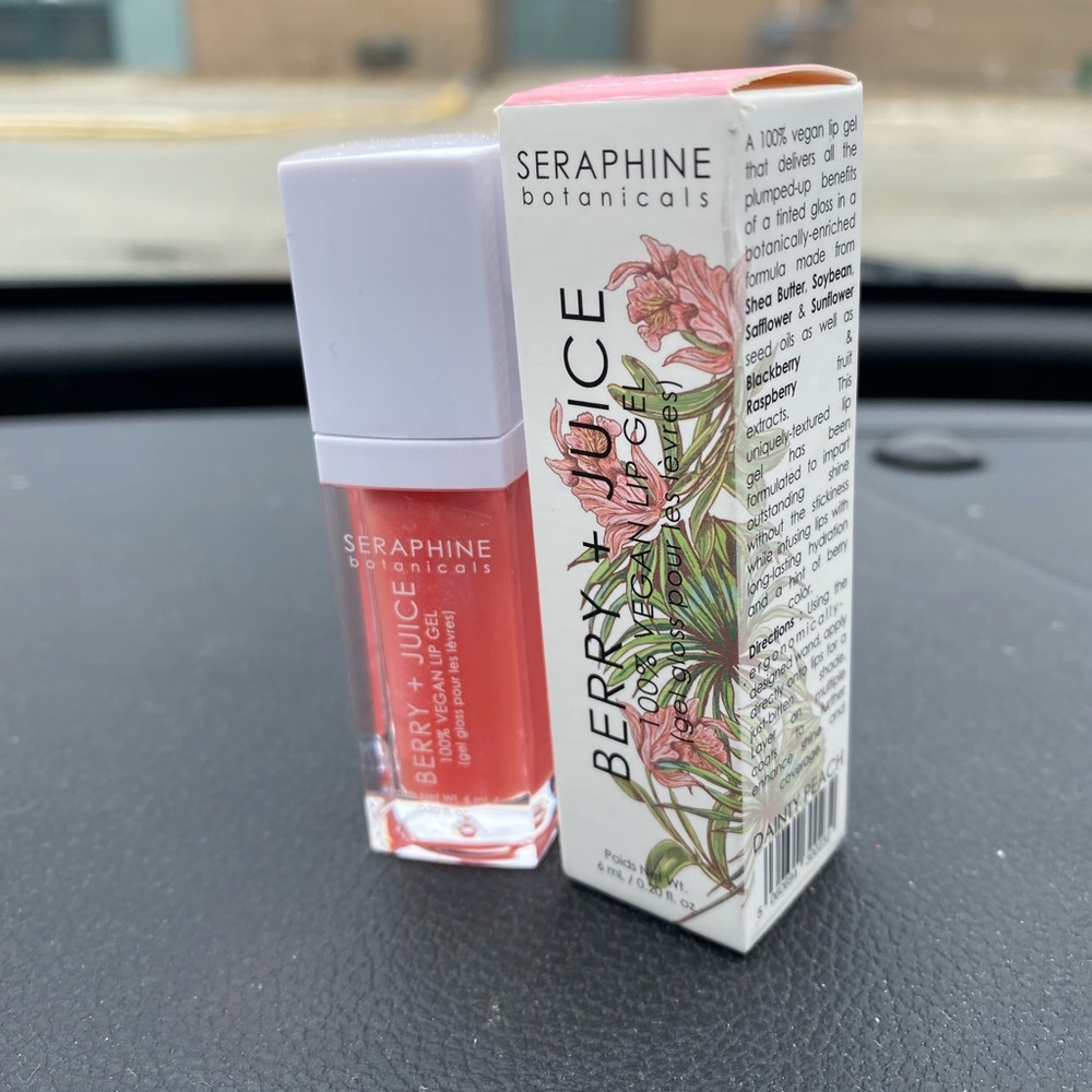 BERRY & juice Botanicals Lip Gel - Picture 3 of 11